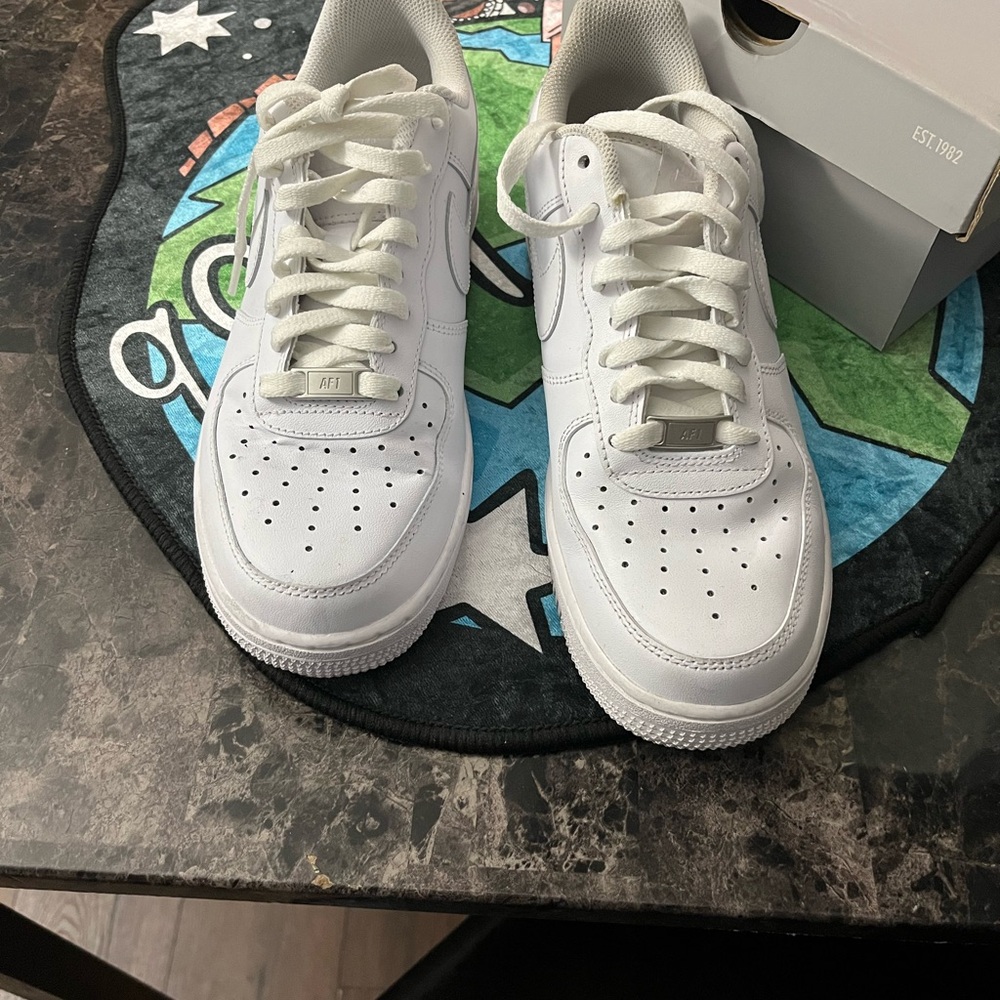 Nike Air Force 1 '07 White Sneakers
